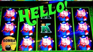 SPARKLY & SWEET! #LasVegas #Casino #SlotMachine