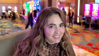 I Won a HUGE JACKPOT On a GLITCHY SLOT MACHINE!